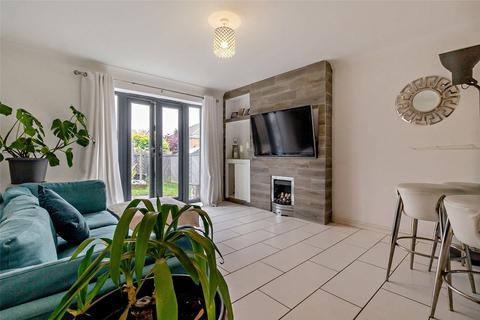 25 Two Gates Way, Shafton, Barnsley, S72 8WL