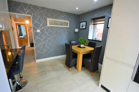 48 Apollo Avenue, Bury, BL9 8HG