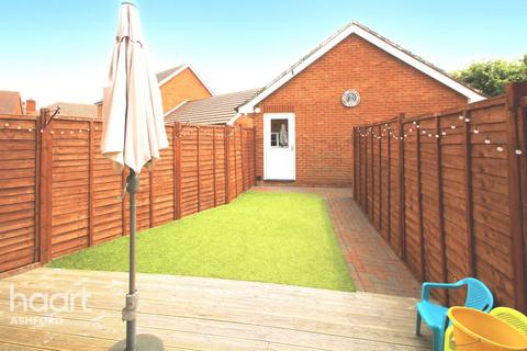 35 Violet Way, Kingsnorth, Ashford, TN23 3GH