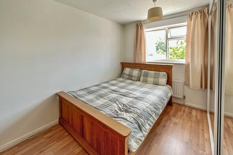1 Hawthorne Close, Gravesend, DA12 5LD