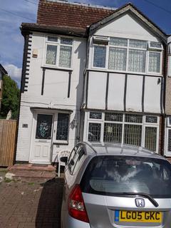 1 bedroom in a house share to rent, Fairholme Crescent, UB$