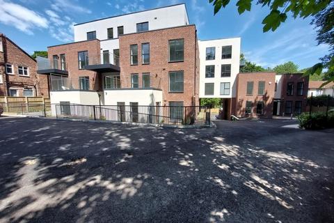 3 bedroom apartment for sale, Carmona Court, Cavendish Road, Salford, M7