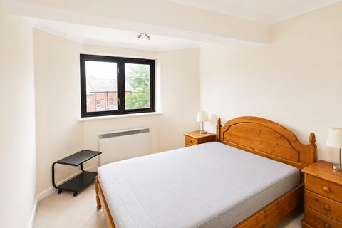 1 bedroom apartment to rent, The Chilterns, Gloucester Green