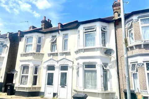 173 Henley Road, Ilford, IG1 2TP