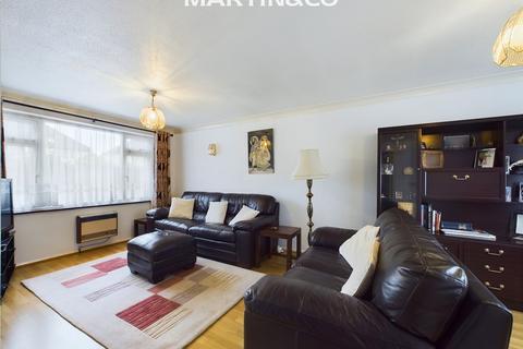 3 bedroom semi-detached house for sale, Harrow Lane, Maidenhead