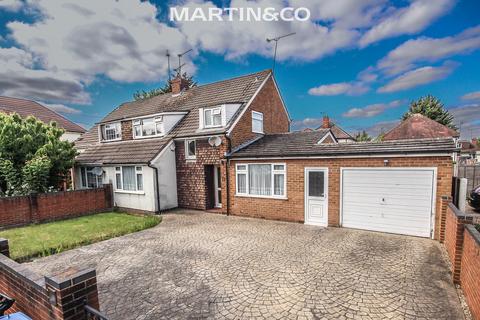 3 bedroom semi-detached house for sale, Harrow Lane, Maidenhead