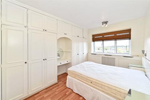 2 bedroom flat to rent, Elgood House, Wellington Road, St John's Wood, London