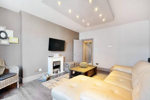2 bedroom flat for sale, Harrowby Street, Marylebone, London, W1H