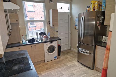 6 bedroom terraced house for sale, Newport View, Leeds