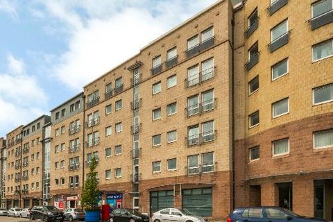 2 bedroom flat to rent, Constitution Street, Edinburgh, EH6