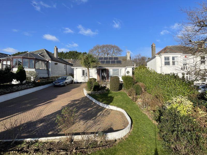 Upland Crescent, Truro 3 bed detached bungalow for sale £489,950