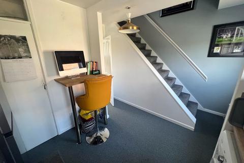 17 Beasley Grove, Birmingham, B43 7HG