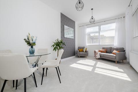 Flat 2, 35 Agate Road, London, W6 0AL