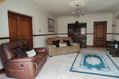 5 bedroom detached house for sale, High Street, Burntwood