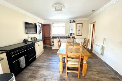 5 bedroom detached house for sale, High Street, Burntwood