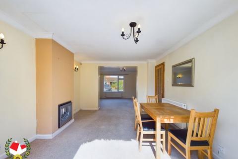 25 Dinglewell, Hucclecote, Gloucester, GL3 3HW