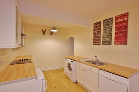 1 Globe Mews Queen Street, Lynton, EX35 6AA