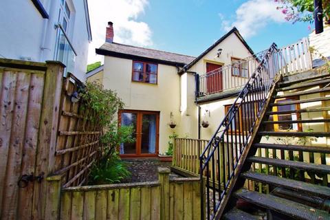 1 Globe Mews Queen Street, Lynton, EX35 6AA