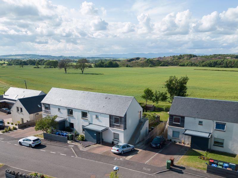Canal Court, Threemiletown, Linlithgow 2 bed apartment for sale £190,000