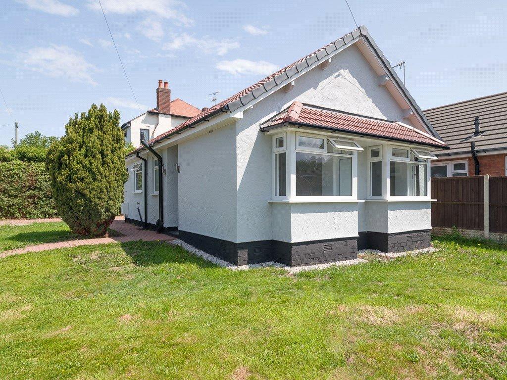 Snowden Road, Moreton, Wirral, CH46 2 bed bungalow for sale £225,000