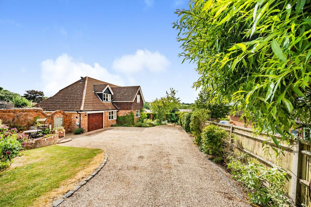 Stoney Lane, Ashmore Green, Thatcham, Berkshire, RG18 4 bed detached
