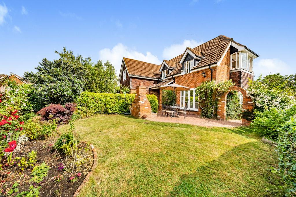 Stoney Lane, Ashmore Green, Thatcham, Berkshire, RG18 5 bed detached