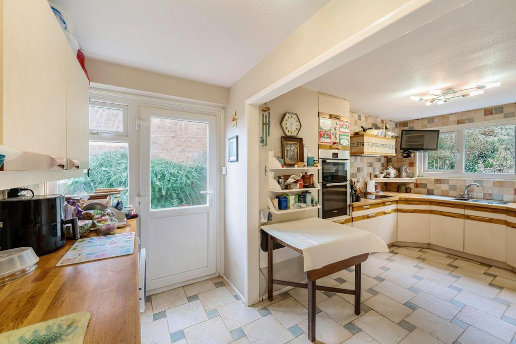 Kitchen &amp; Utility Area