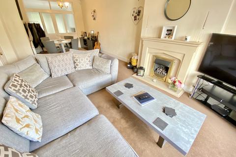 138 Hemper Lane, Sheffield, S8 7FE