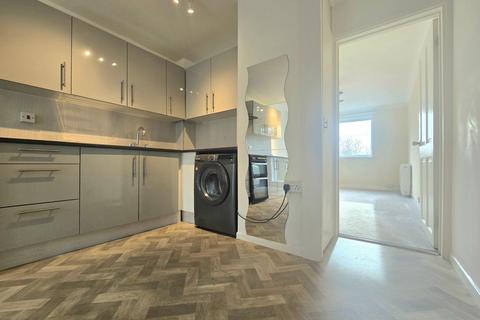 undefined, Hawkhurst Close, Newtown