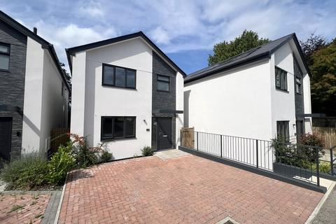 4 bedroom detached house for sale, Oakdale , Poole, BH15