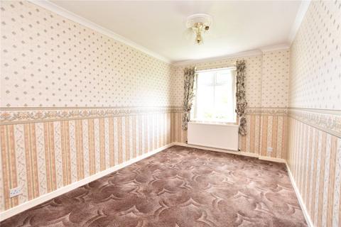 7 Barnard Close, Leeds, LS15 8UY