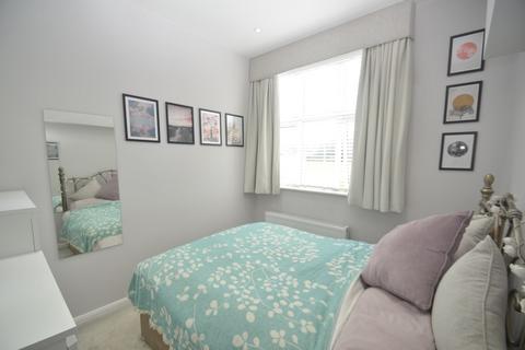 1 bedroom ground floor flat for sale - Shirley Oaks Road, Shirley, Croydon, CR0
