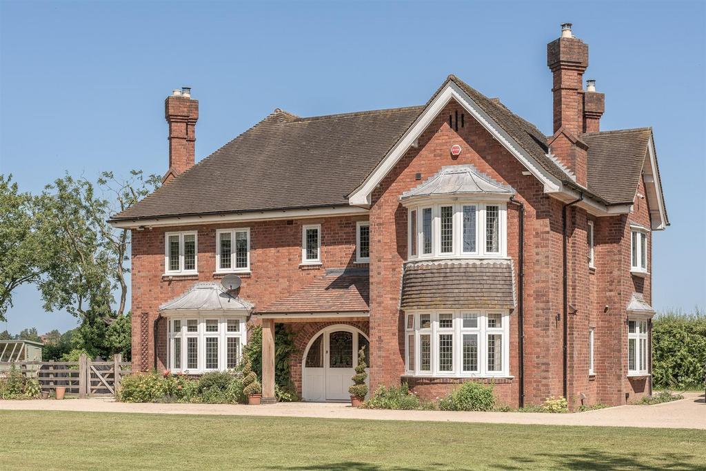 The Gravel, Wishaw, Sutton Coldfield 4 bed detached house for sale £