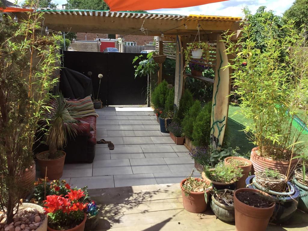 Garden 2.jpg