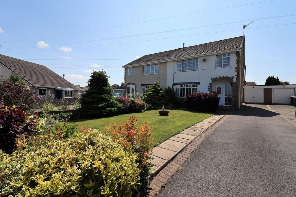 Valley Drive, Barnoldswick, BB18 3 bed semidetached house for sale £