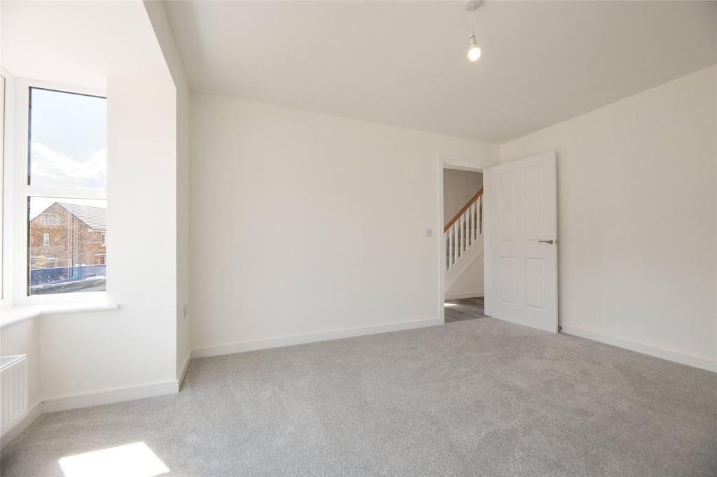 McCoull Drive, Cottier Grange... 3 bed detached house £1,400 pcm (£