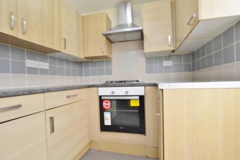 33 Garfield Road, London, E13 8EN