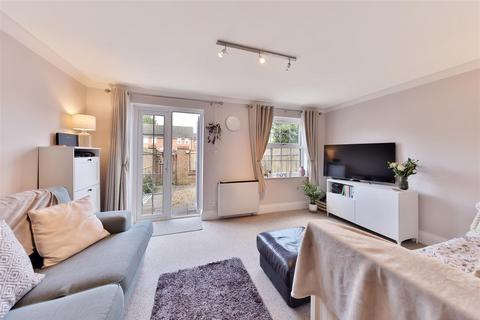 146 Acaster Lane, Bishopthorpe, York, YO23 2TD