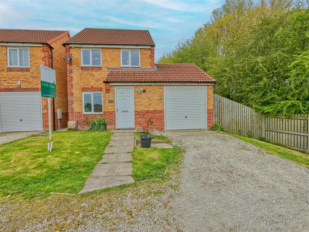 Rosebud Way, Chesterfield S42 3 bed detached house for sale £190,000