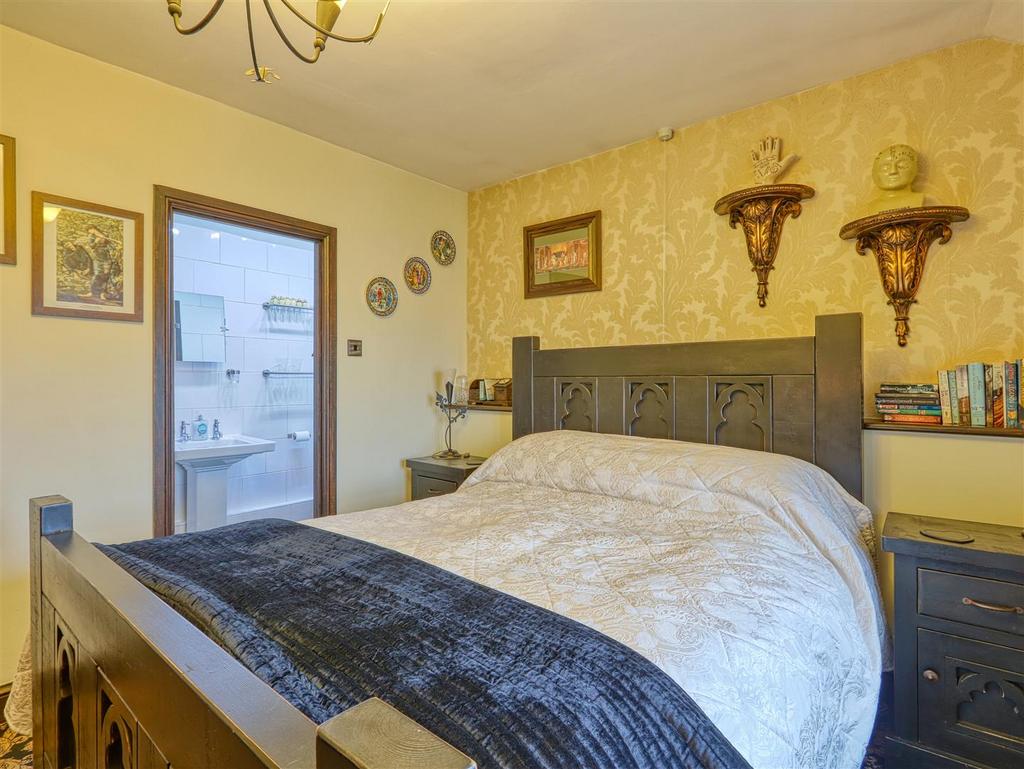 The Good Knight - Bedroom two