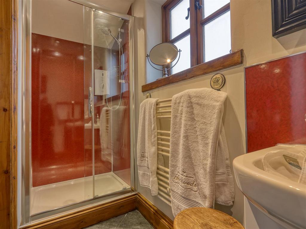 The Keep - Shower Room