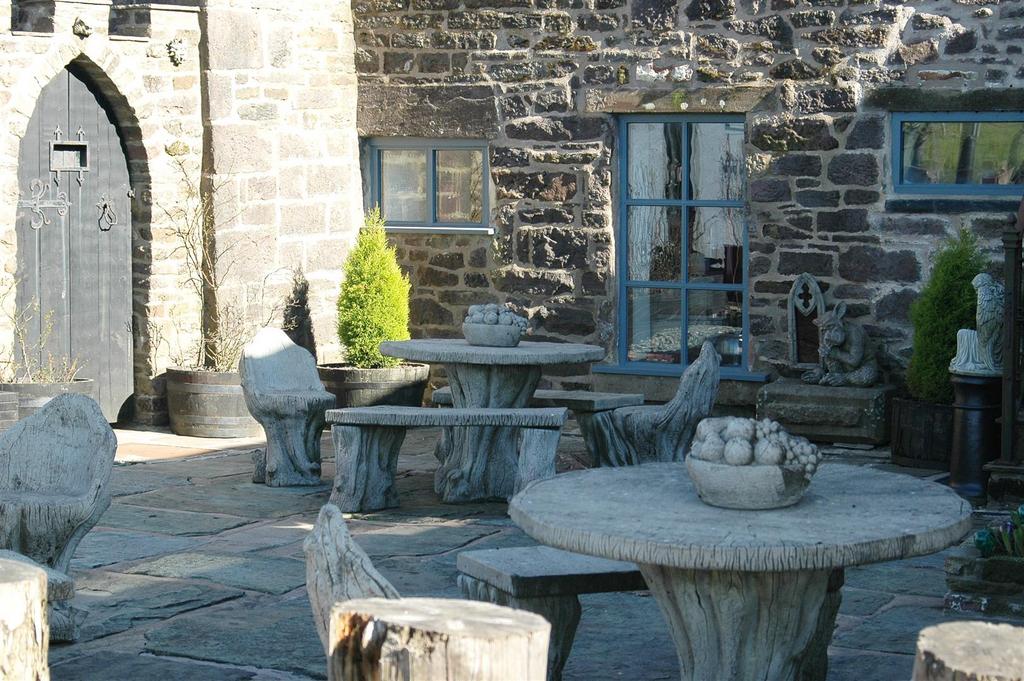 The Barn Courtyard - vendor supplied