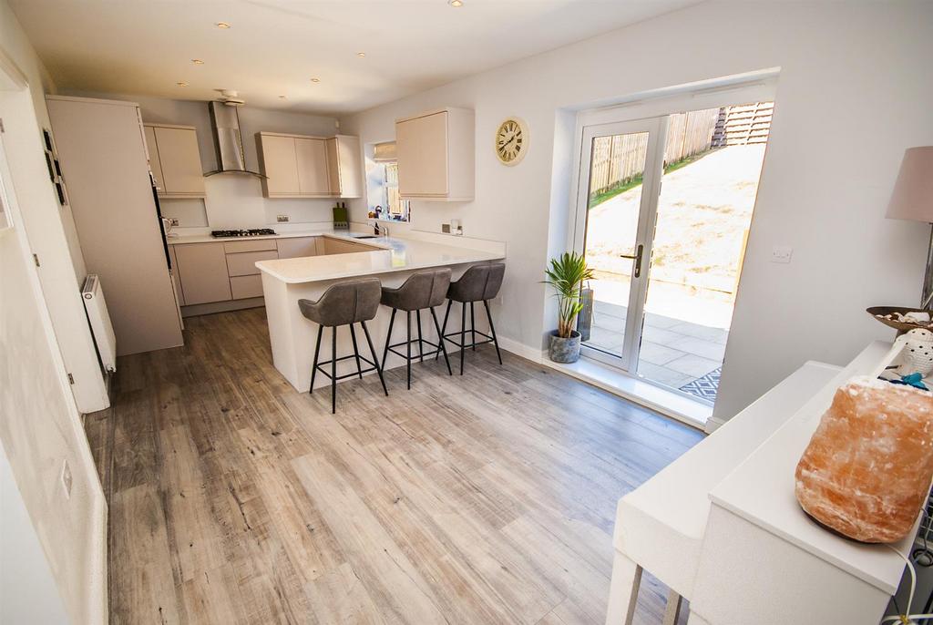 Oaklands Drive, Rossendale 4 bed detached house for sale £499,950