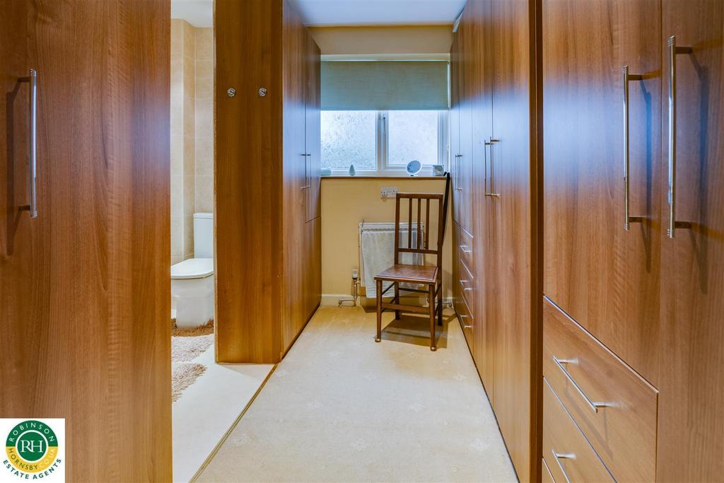 Master Dressing Room.jpg