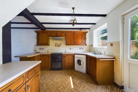 28 Brockham Crescent, New Addington, Croydon, CR0 0PP