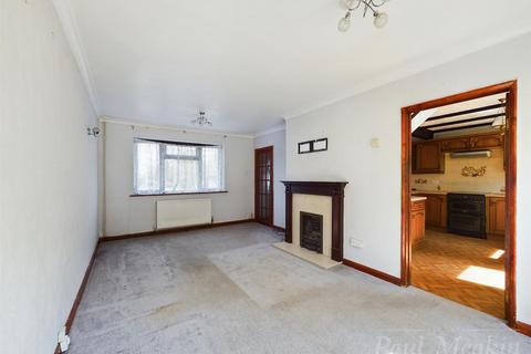 28 Brockham Crescent, New Addington, Croydon, CR0 0PP
