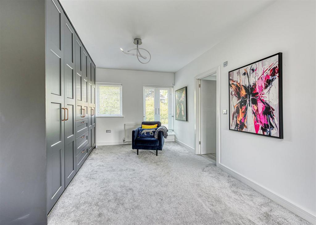 14 Lothians Road-bed1c JUN23.jpg