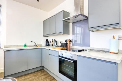 2 bedroom apartment for sale, Knifesmithgate, Chesterfield S40