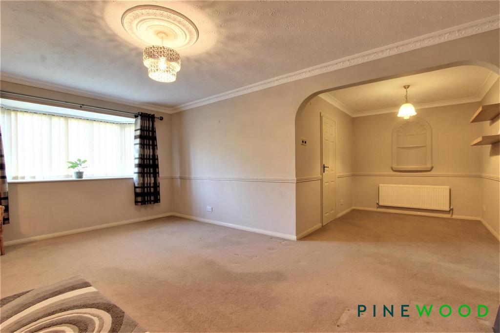 Living/Dining Room