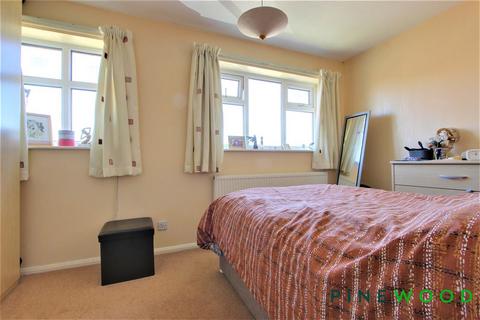 10 Beech Avenue, Creswell, Worksop, S80 4AQ